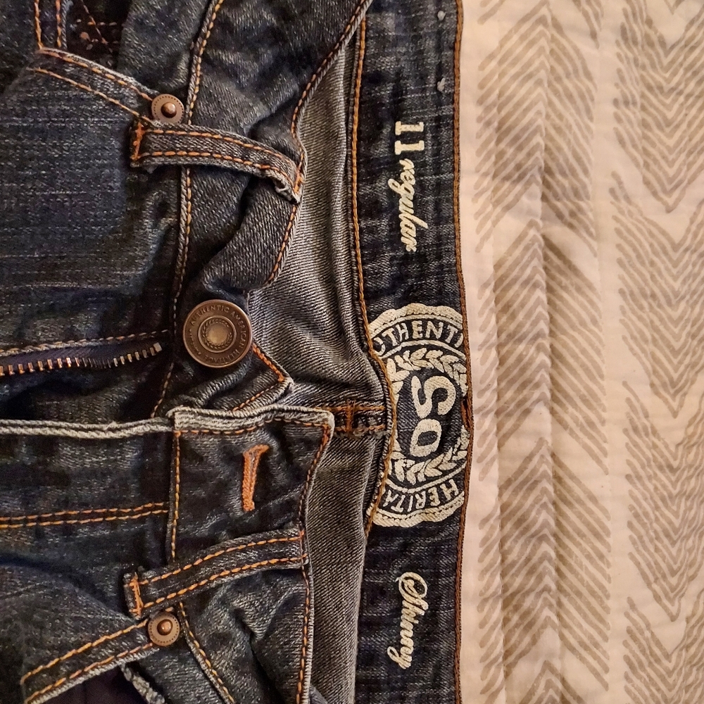 Jeans - Picture 2 of 3